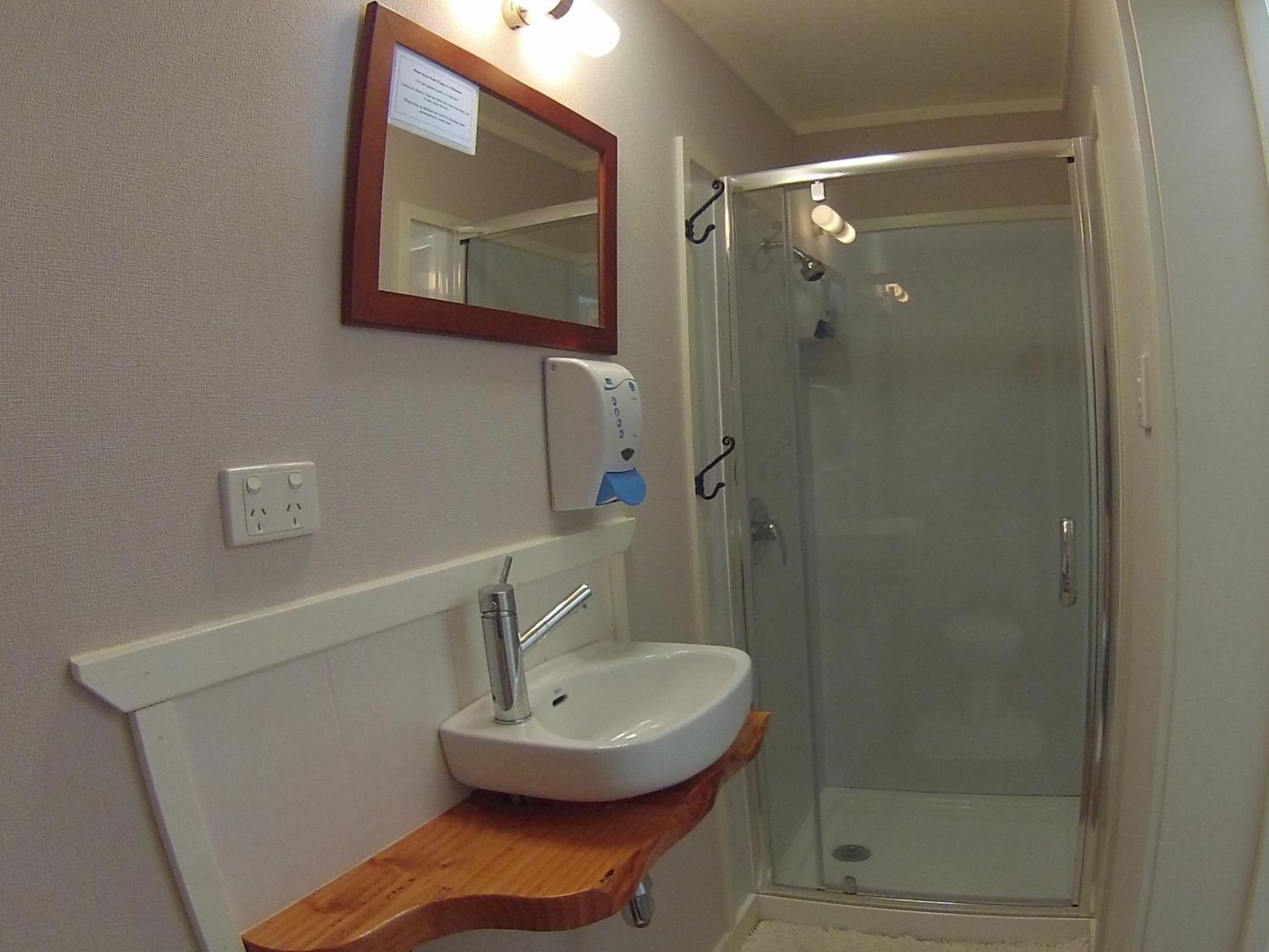 La Casa Te Puru Lodge Bilik gambar