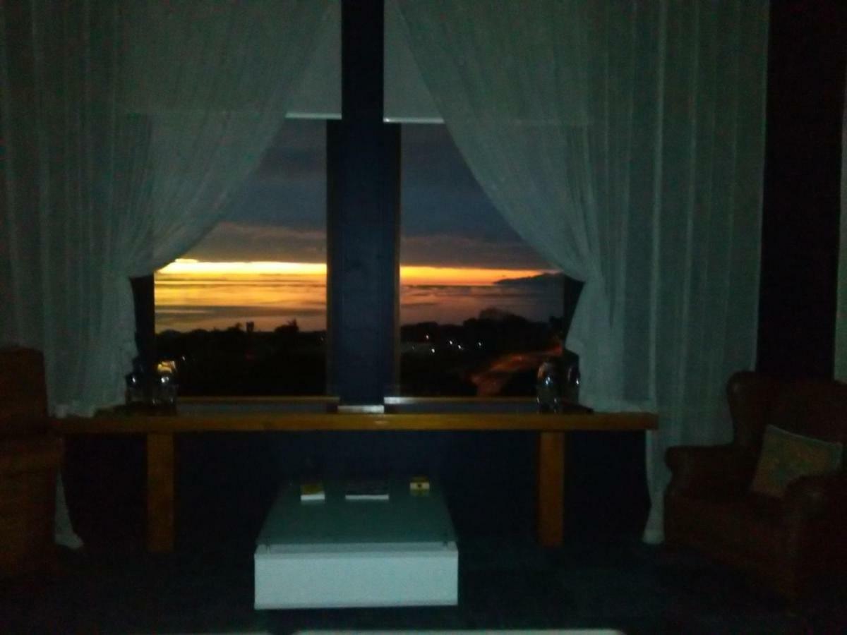 La Casa Te Puru Lodge Luaran gambar